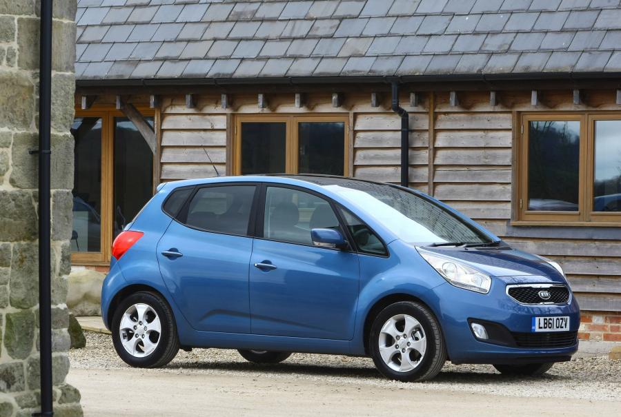  Kia Venga 2012 года  (фото 20 из 27)